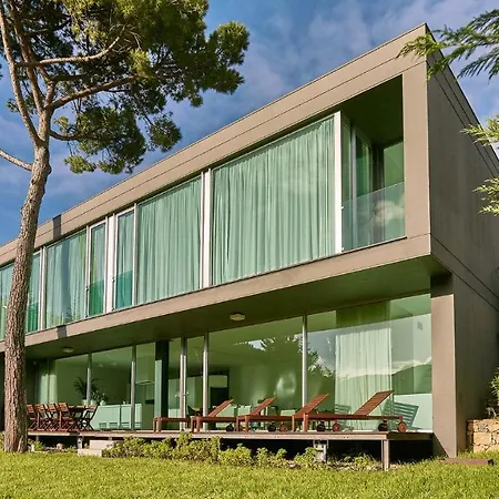 Checkincheckout Design With Stunning Landscape וילה