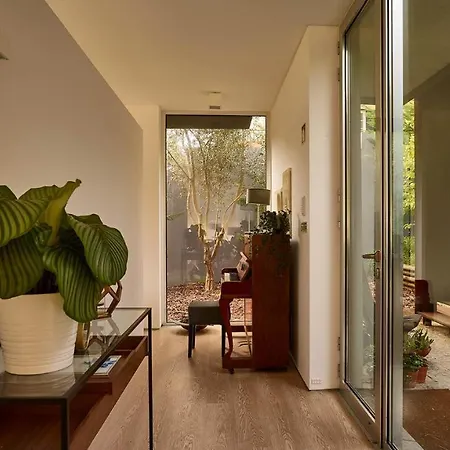 Checkincheckout Design With Stunning Landscape