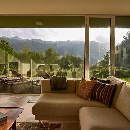 Checkincheckout Design With Stunning Landscape * סינטרה
